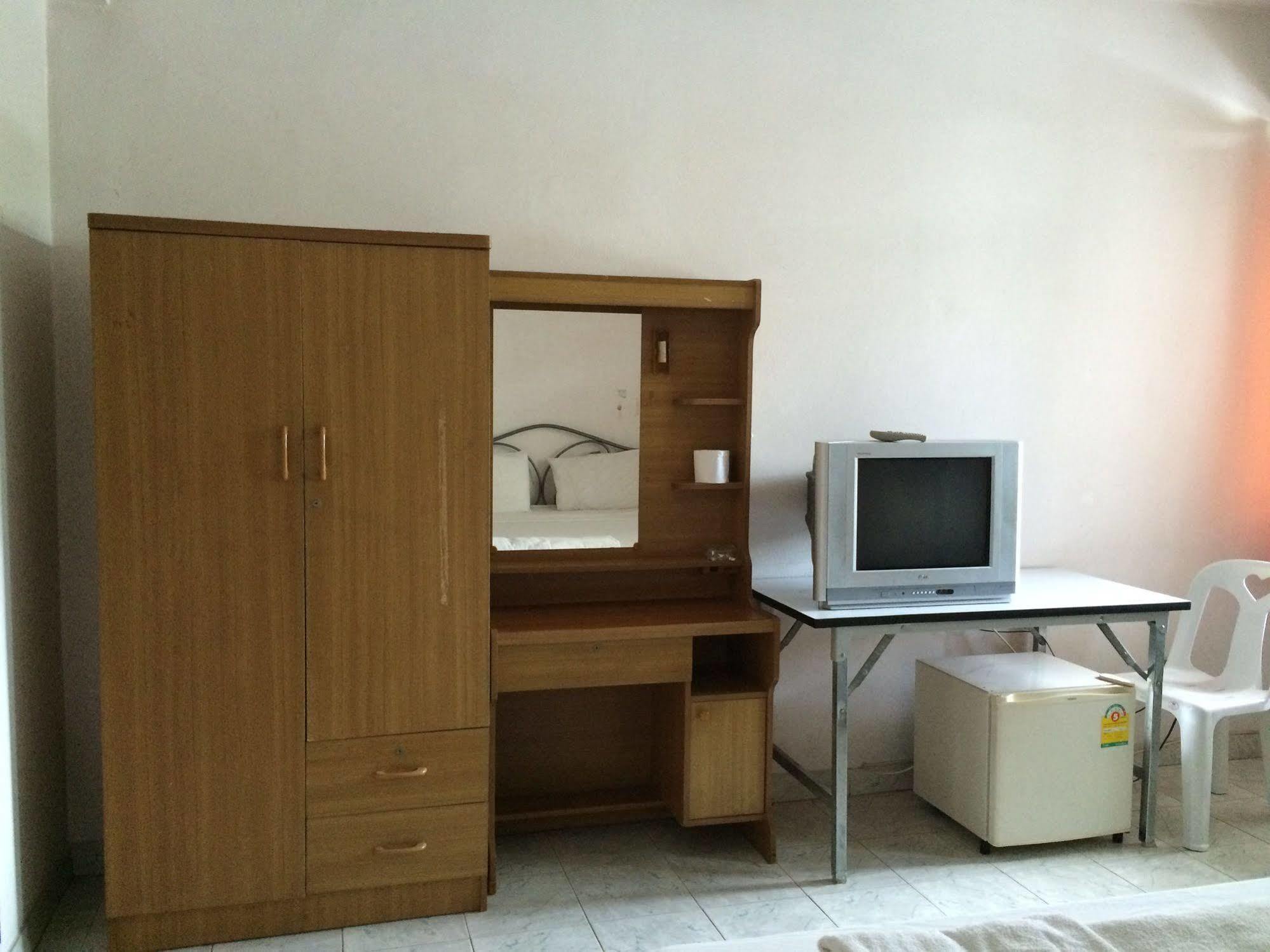 होटल Kristi House (adults Only) 3*